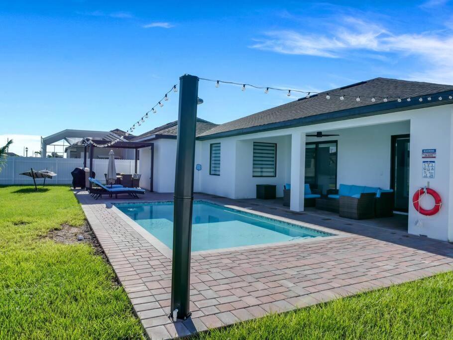 Casa Sevilla, Heated Pool, Sleeps 9, 4B3B Кейп-Корал Экстерьер фото